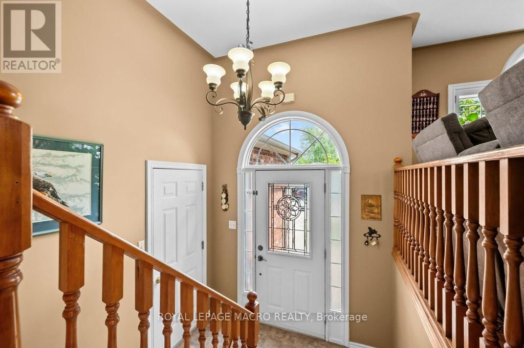 25 HYSLOP DRIVE Image 6