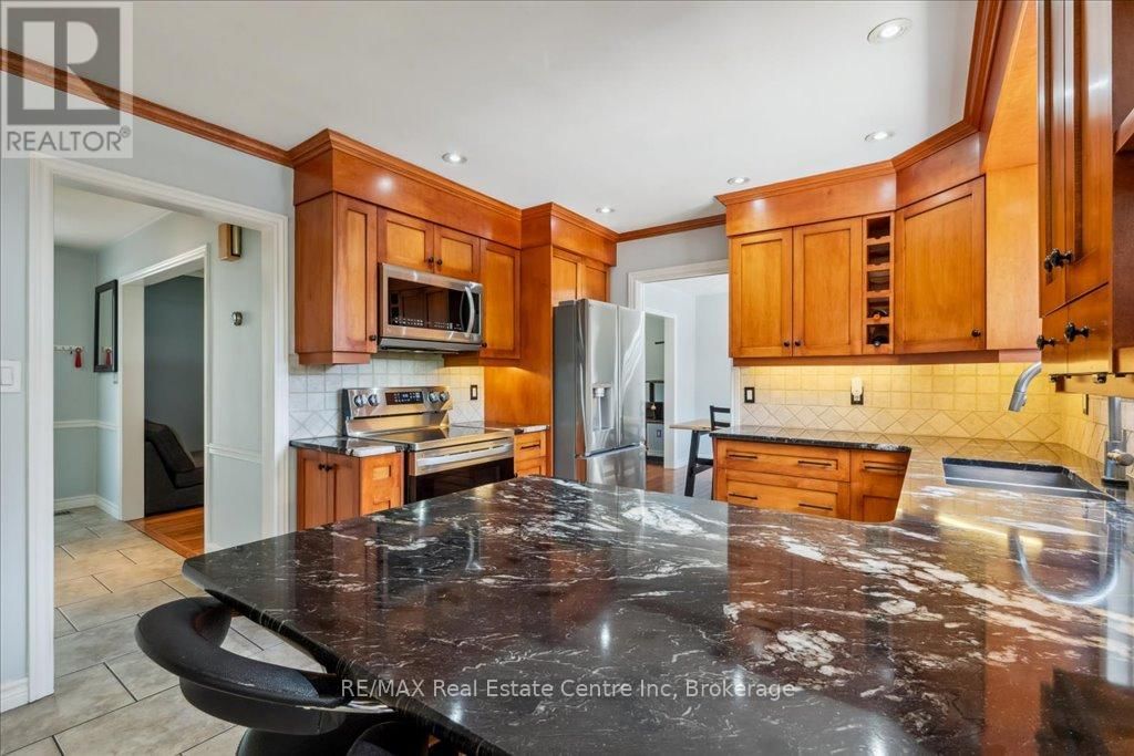 44 GLENBURNIE DRIVE Image 16