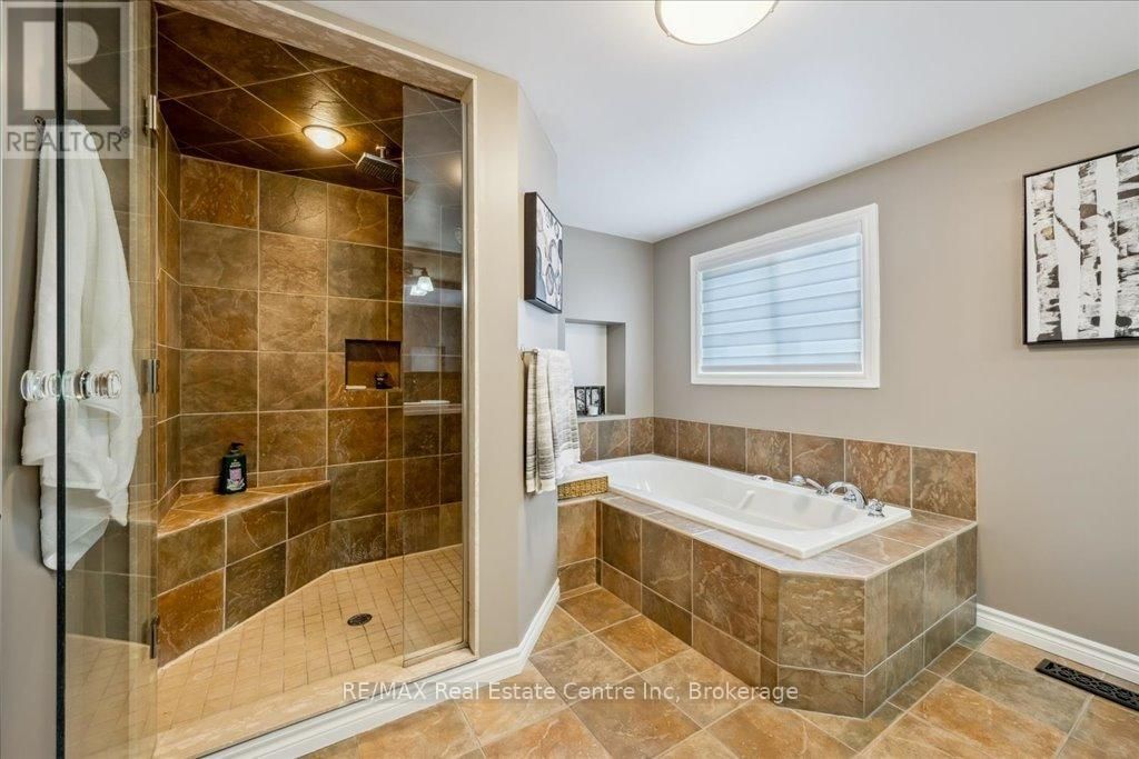 44 GLENBURNIE DRIVE Image 26