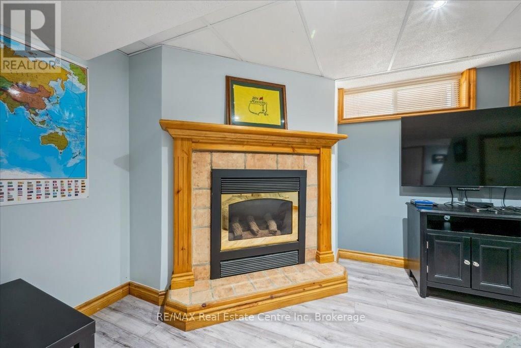 44 GLENBURNIE DRIVE Image 33