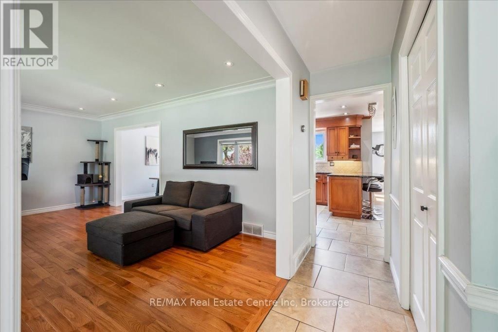 44 GLENBURNIE DRIVE Image 6