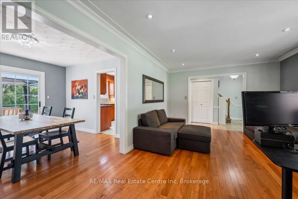 44 GLENBURNIE DRIVE Image 9