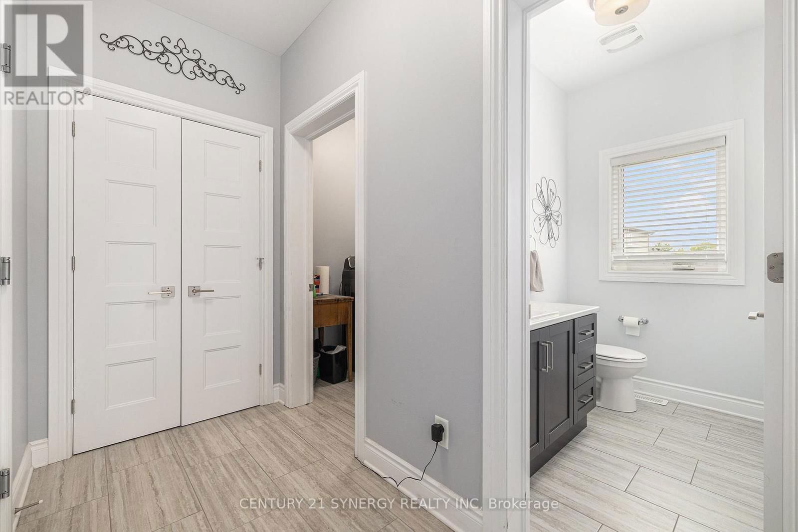 20 PLEASANT STREET Image 15