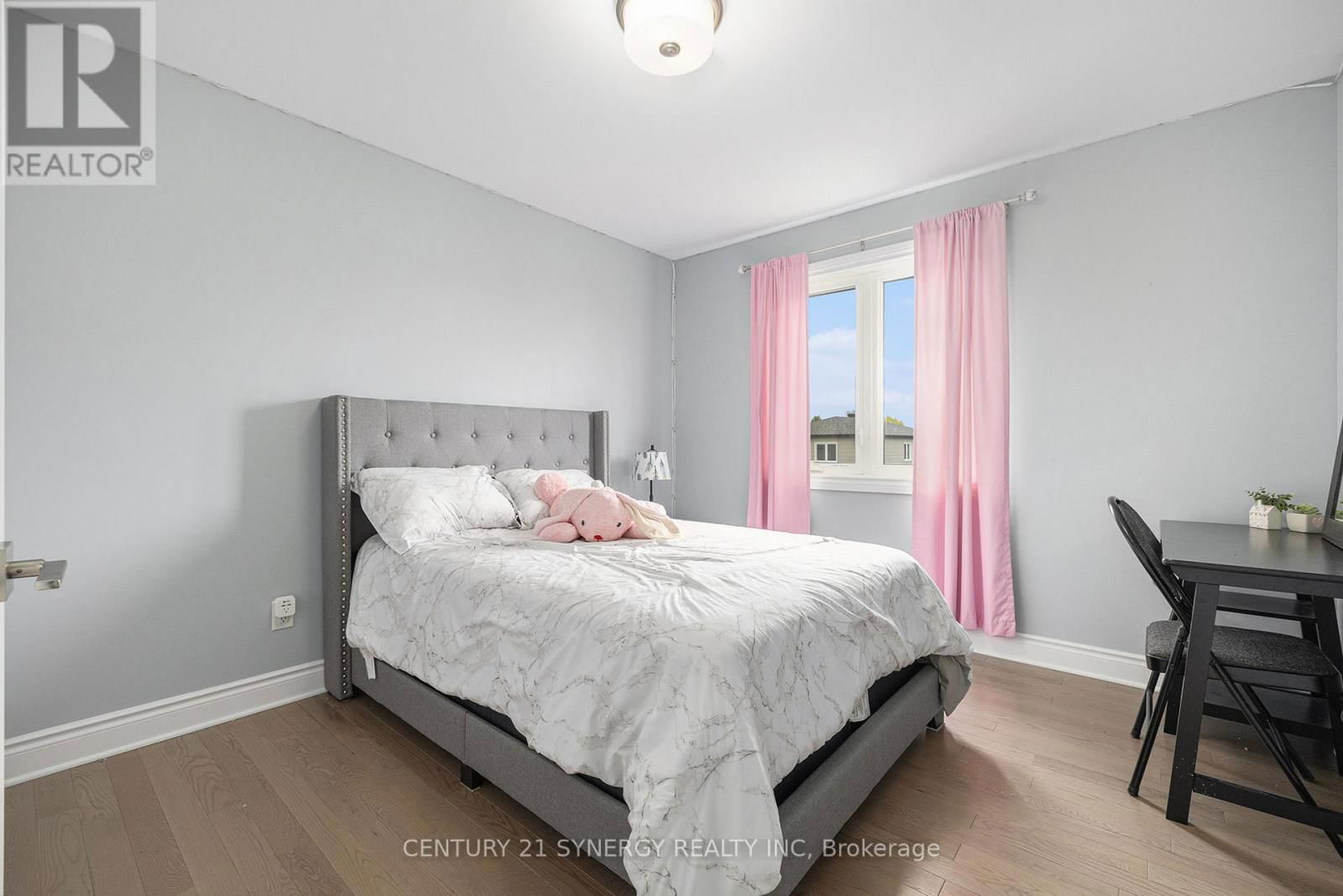 20 PLEASANT STREET Image 24