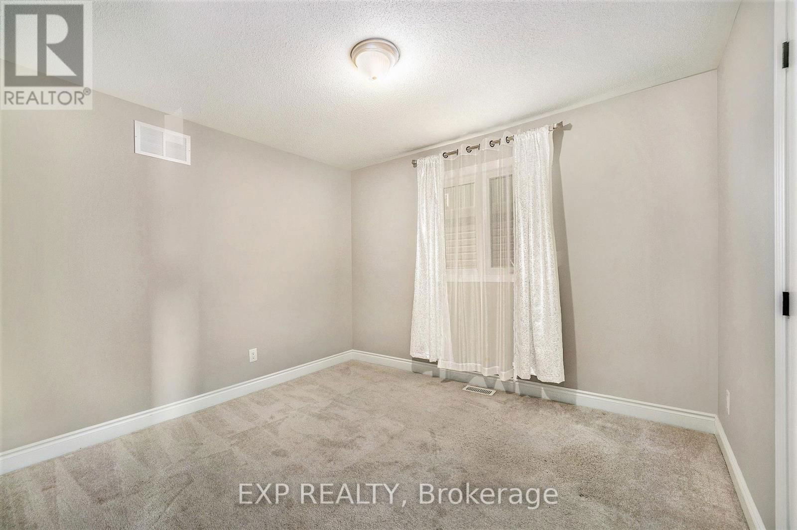 106 BURBOT STREET Image 24