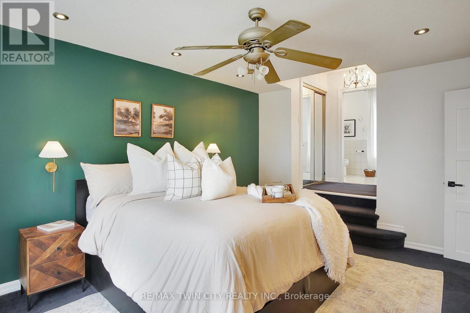 108 BLENHEIM ROAD Image 15