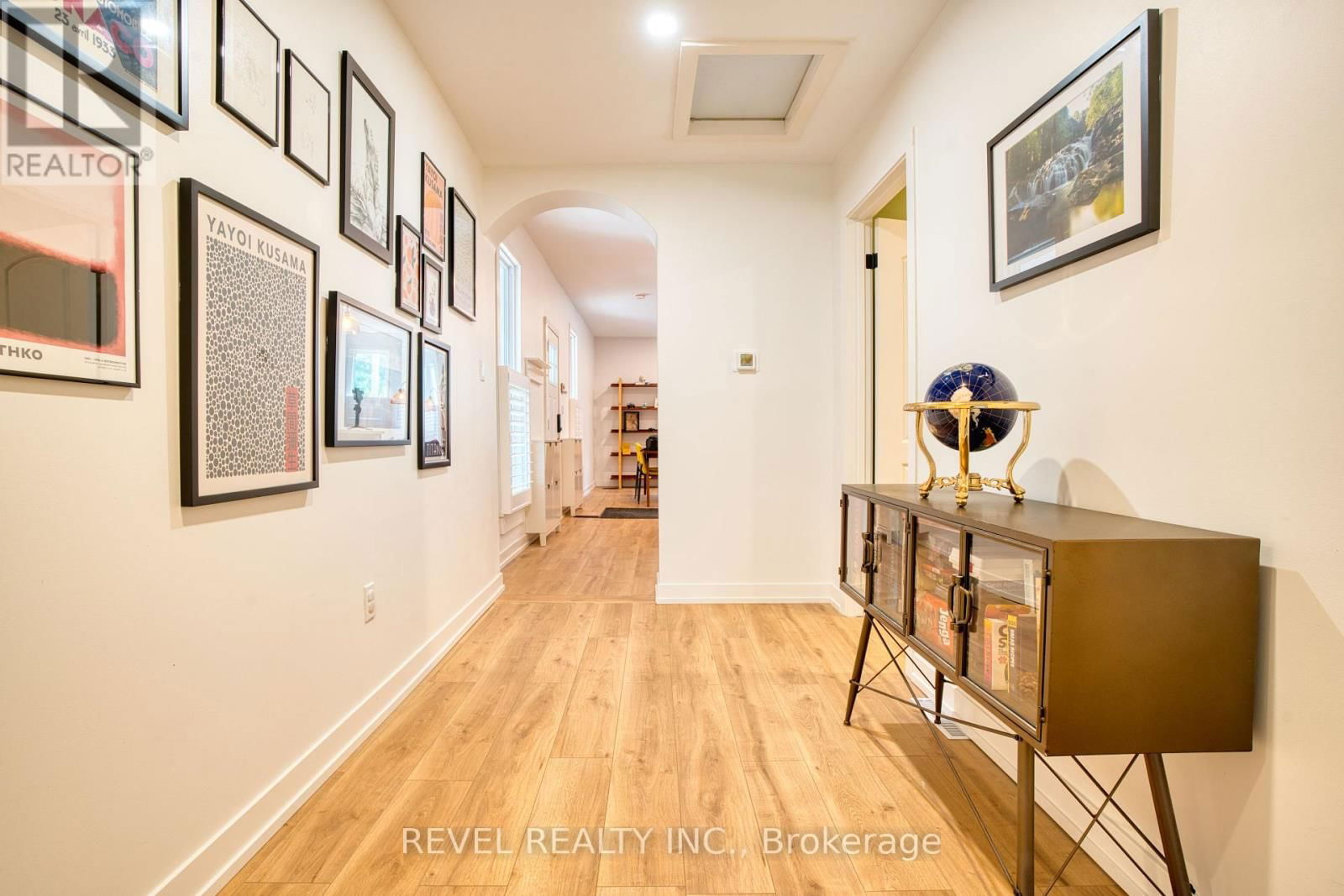 99 ELGIN STREET Image 17