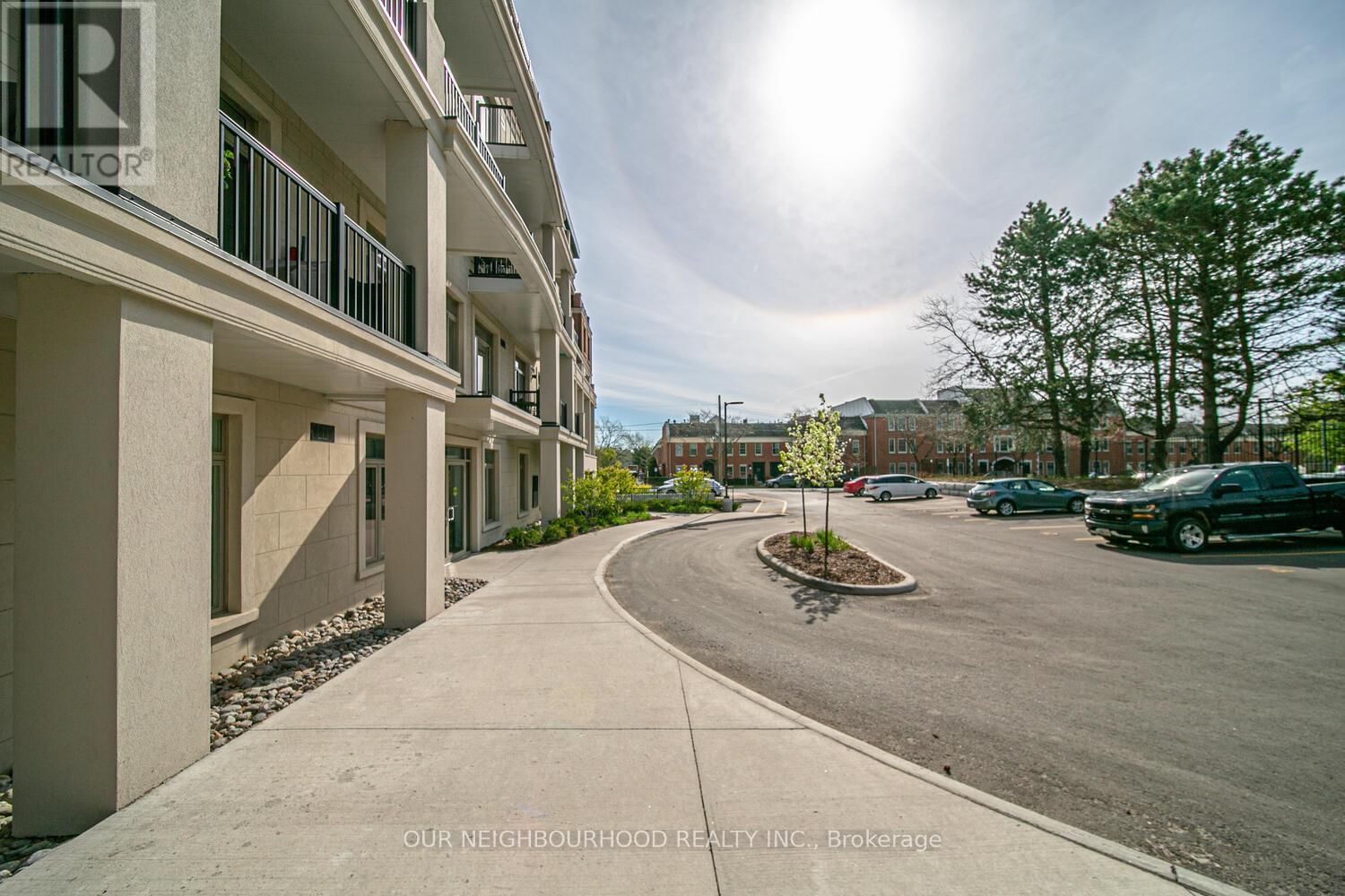 405 - 135 ORR STREET Image 2