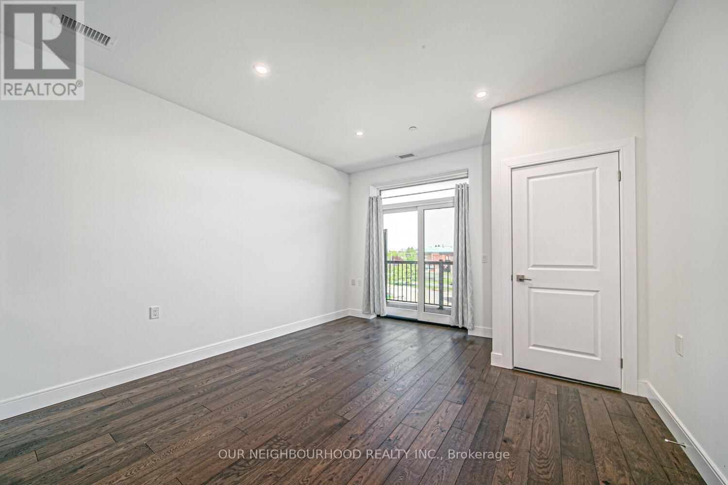 405 - 135 ORR STREET Image 6