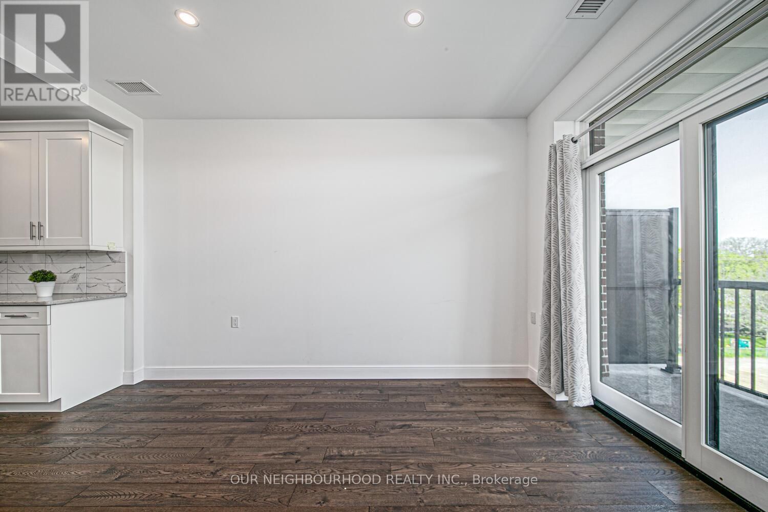 405 - 135 ORR STREET Image 8
