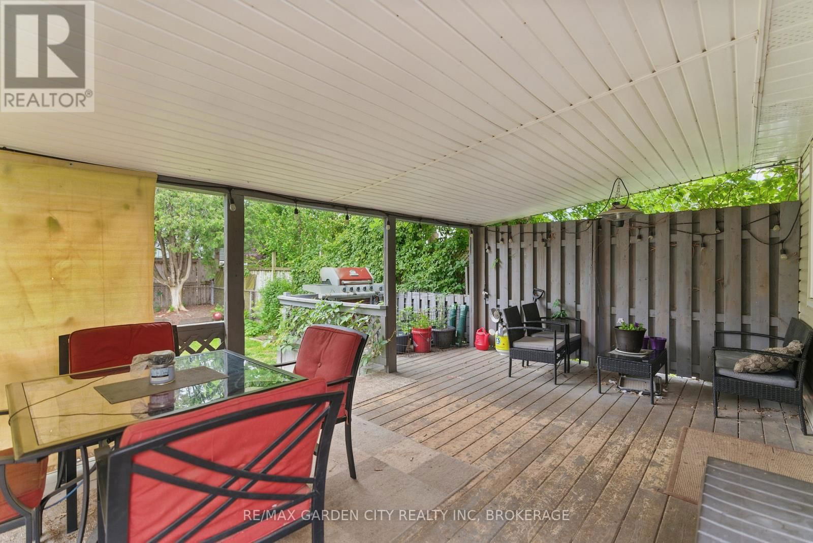 68 CARLTON STREET Image 19