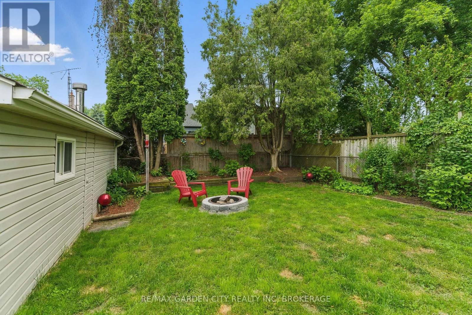 68 CARLTON STREET Image 28