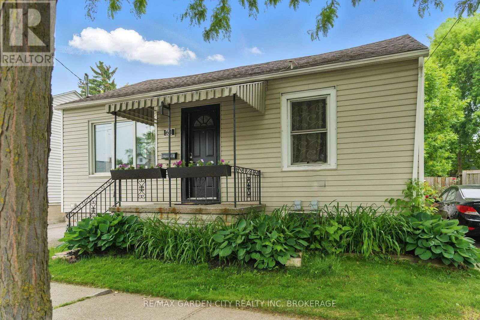 68 CARLTON STREET Image 3