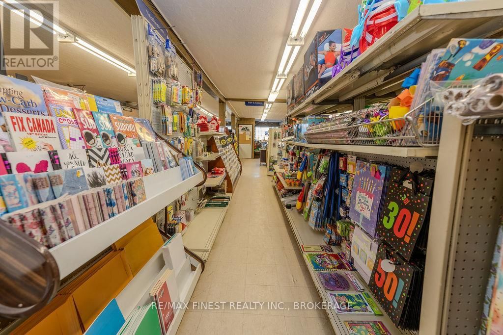 139 MAIN STREET Image 11