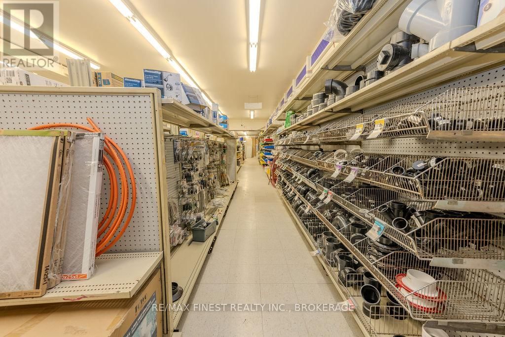 139 MAIN STREET Image 16