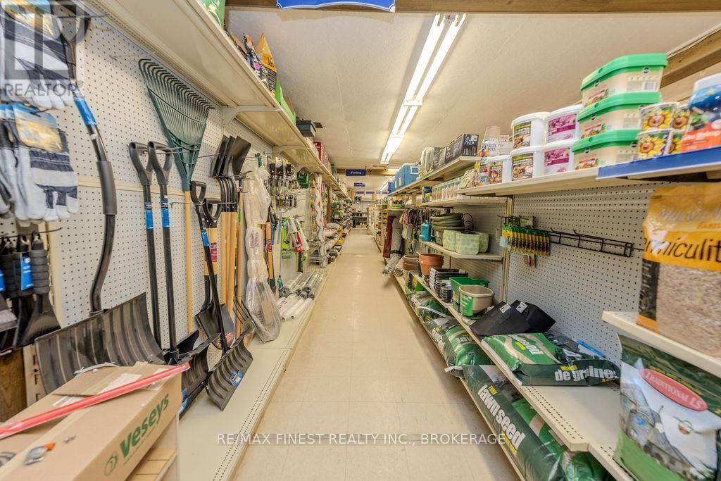 139 MAIN STREET Image 8