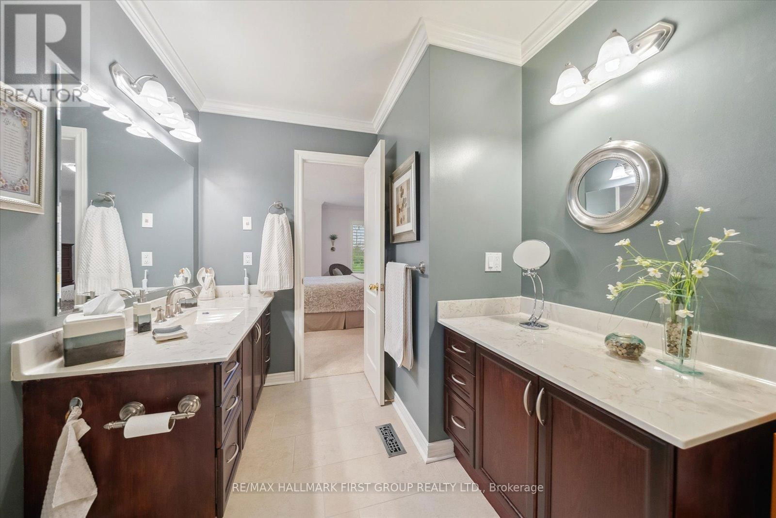 10 SUNRISE COURT Image 21