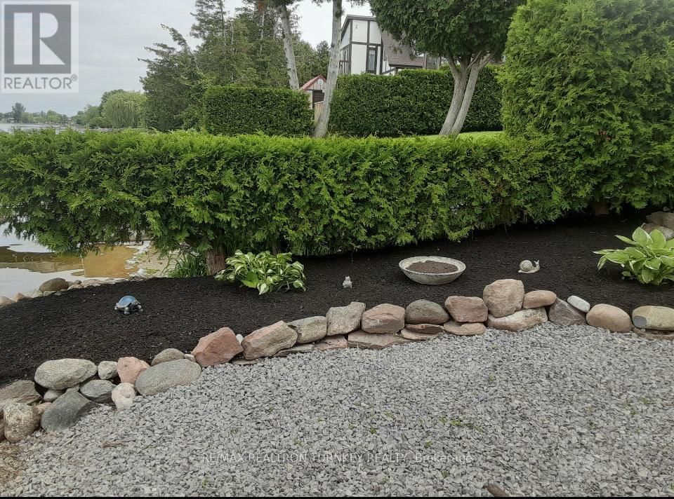 17 ALLEN'S LANE Image 38