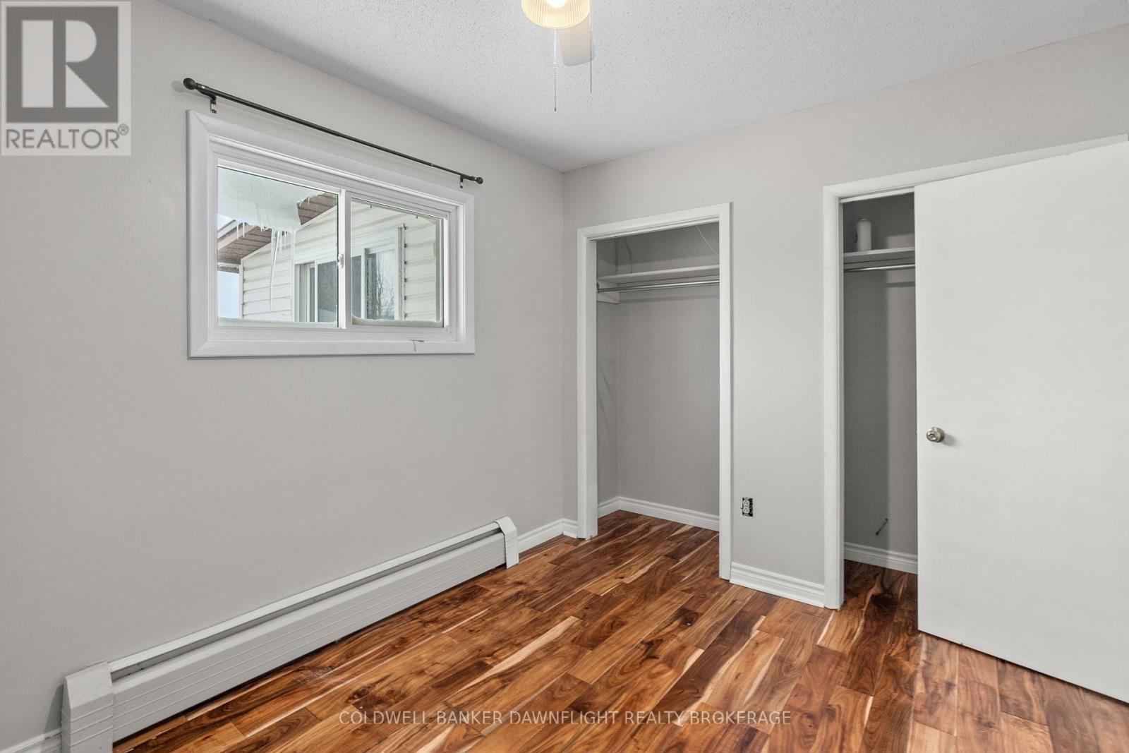 115 PICTON STREET EAST Image 14