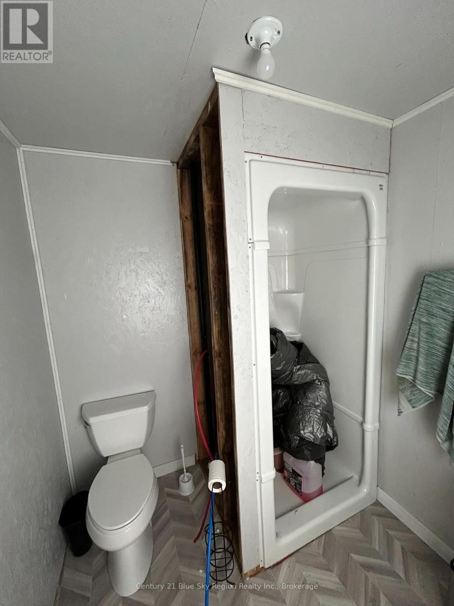 37 VEUVE RIVER ROAD Image 14