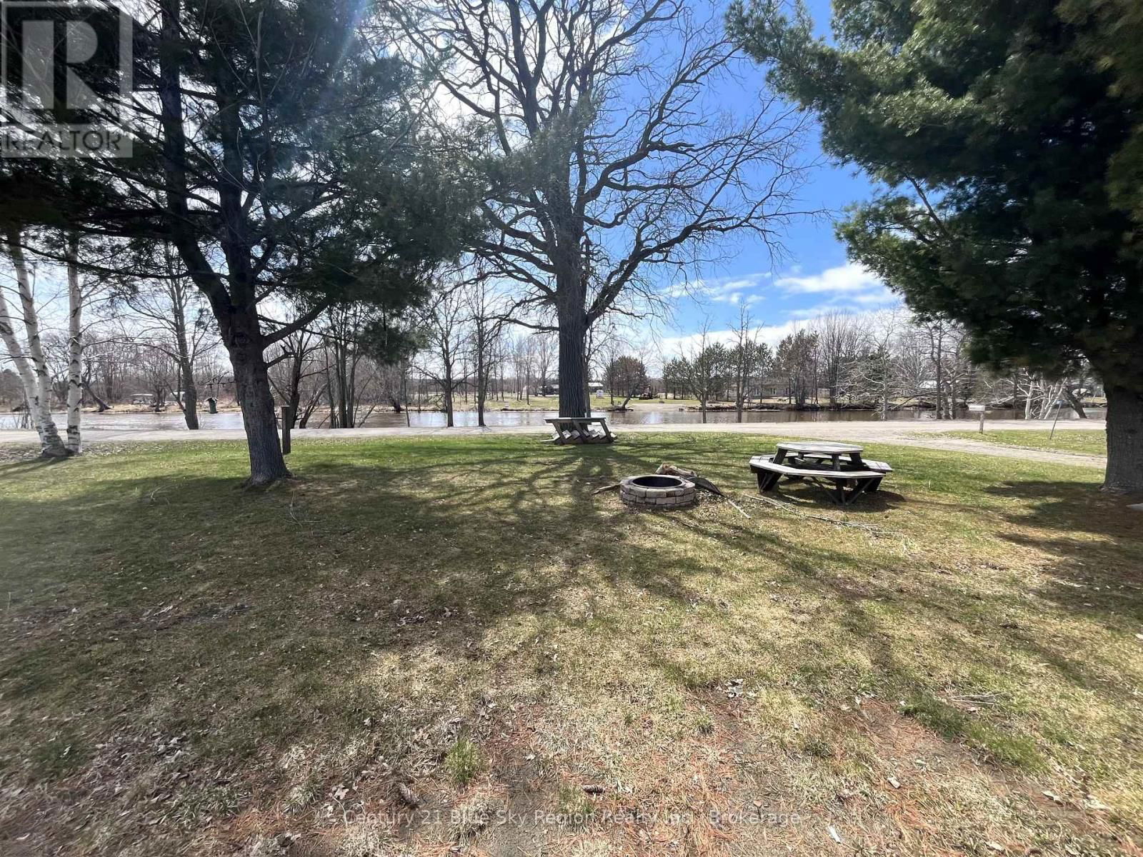 37 VEUVE RIVER ROAD Image 18