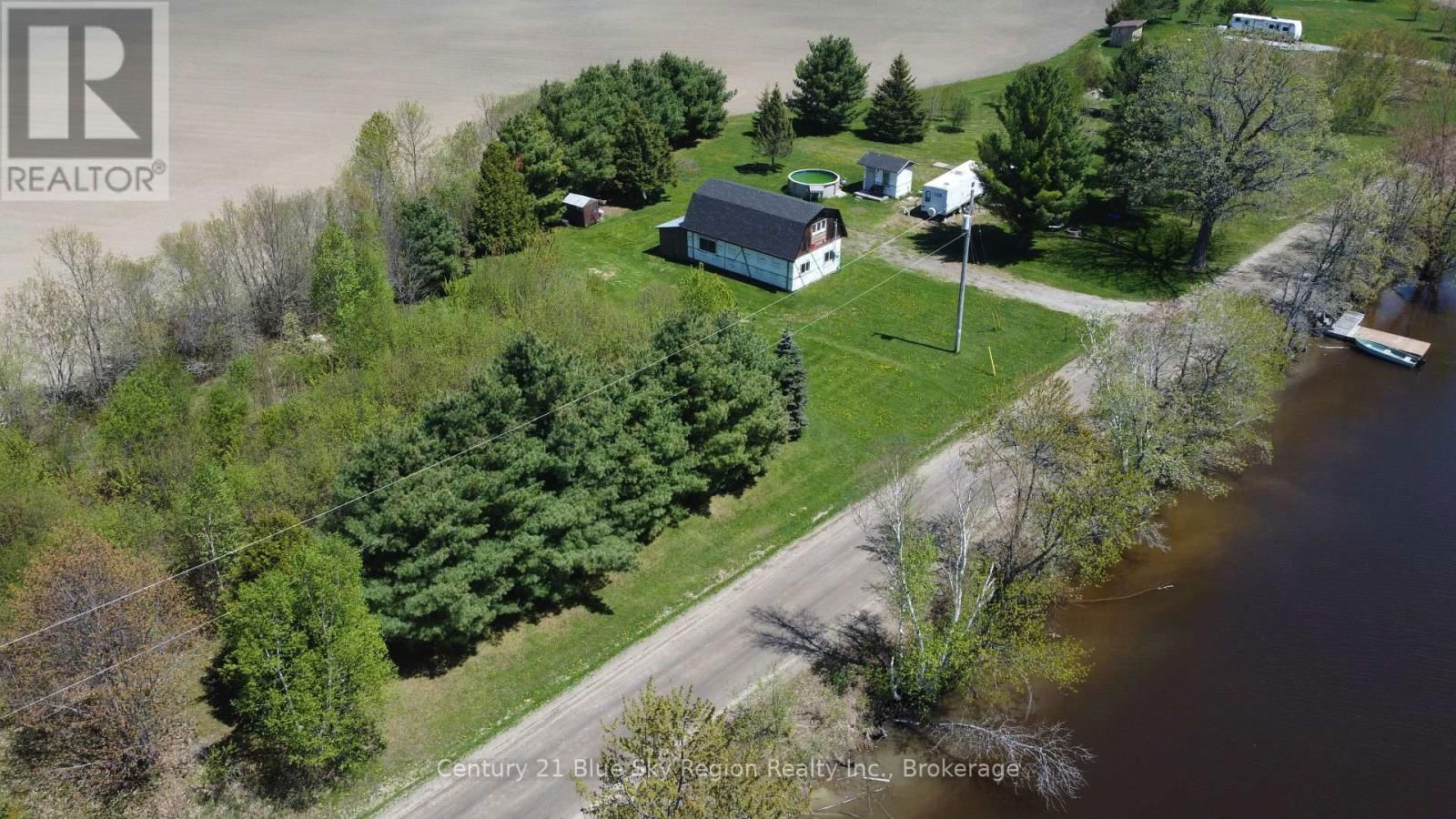 37 VEUVE RIVER ROAD Image 23