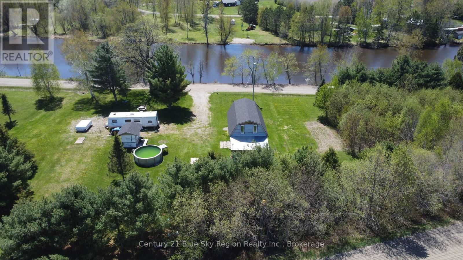 37 VEUVE RIVER ROAD Image 3