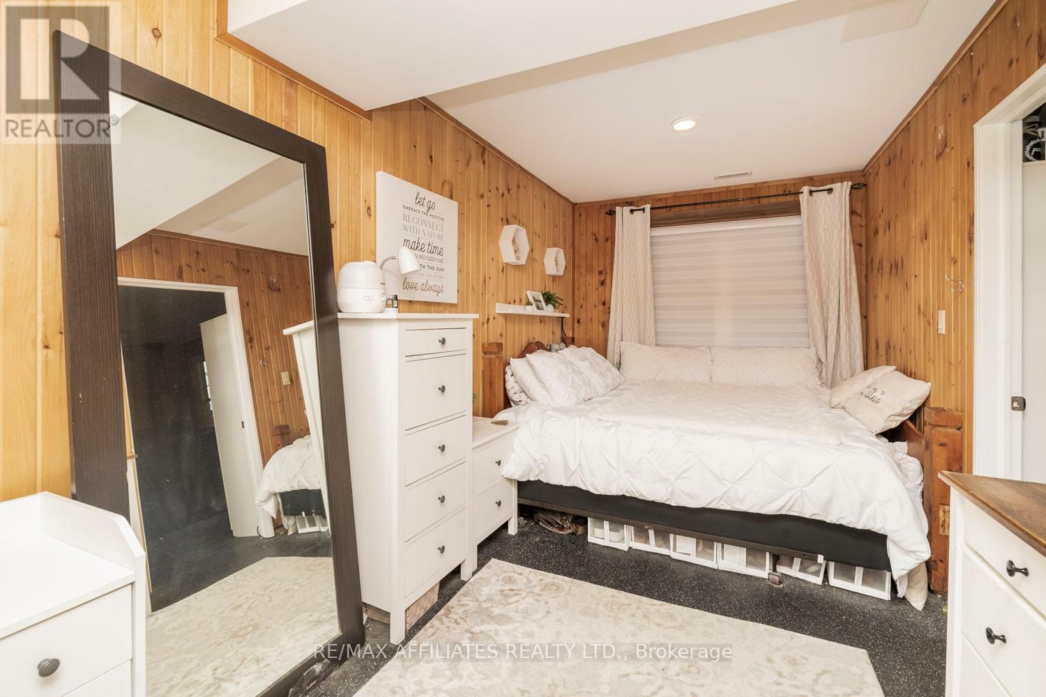 5601 CENTENNIAL LAKE ROAD Image 30