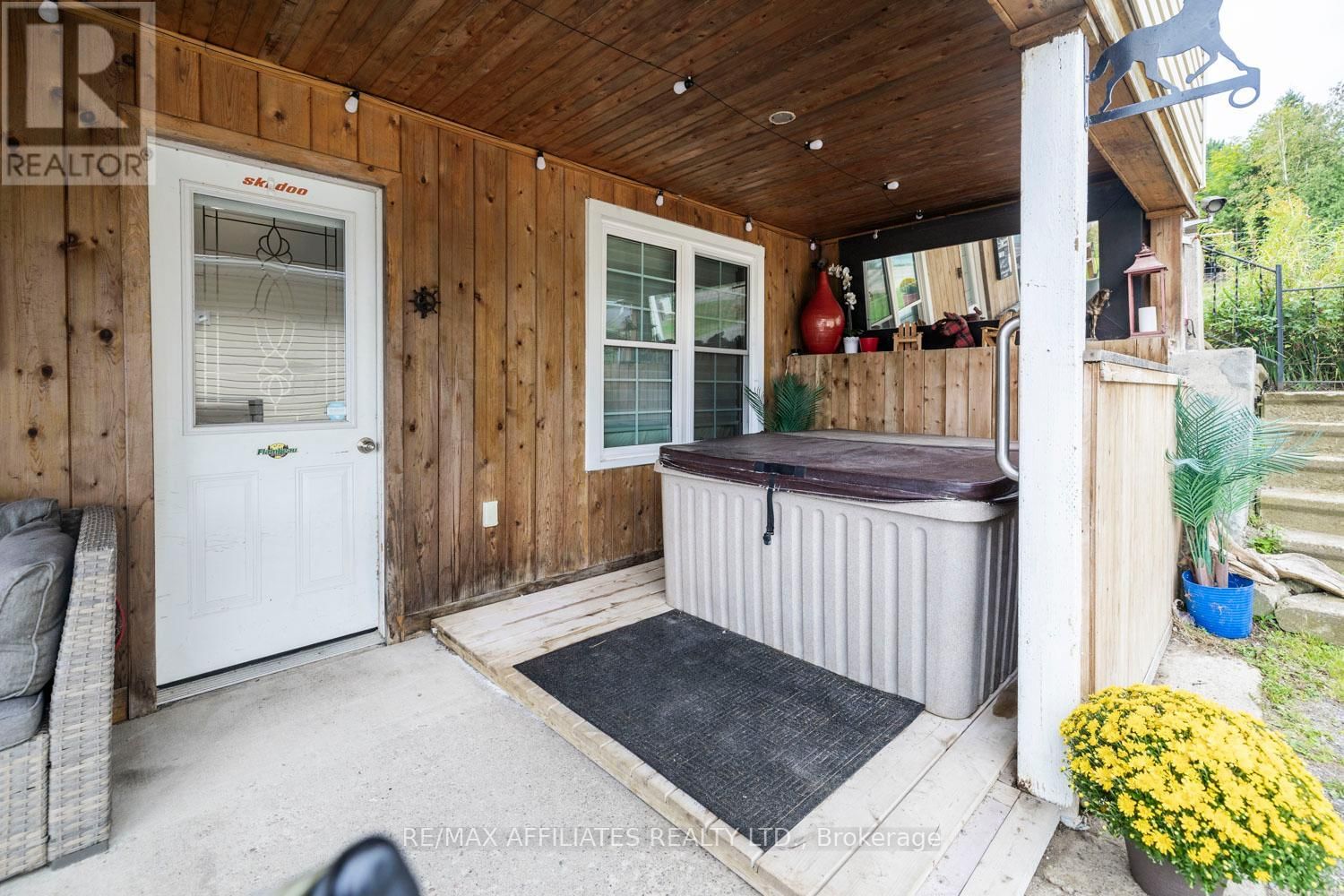 5601 CENTENNIAL LAKE ROAD Image 33