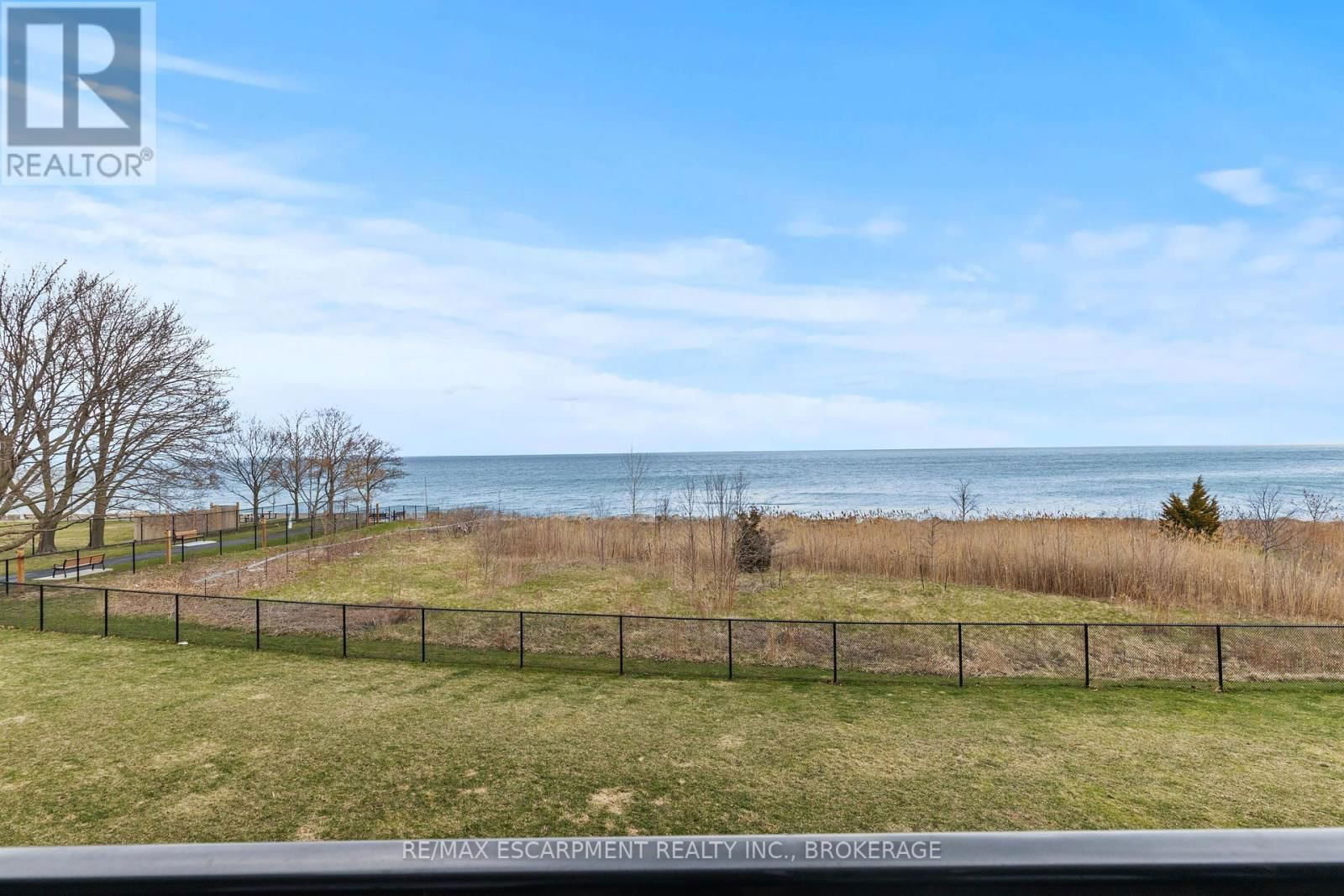 230 - 35 SOUTHSHORE CRESCENT Image 16