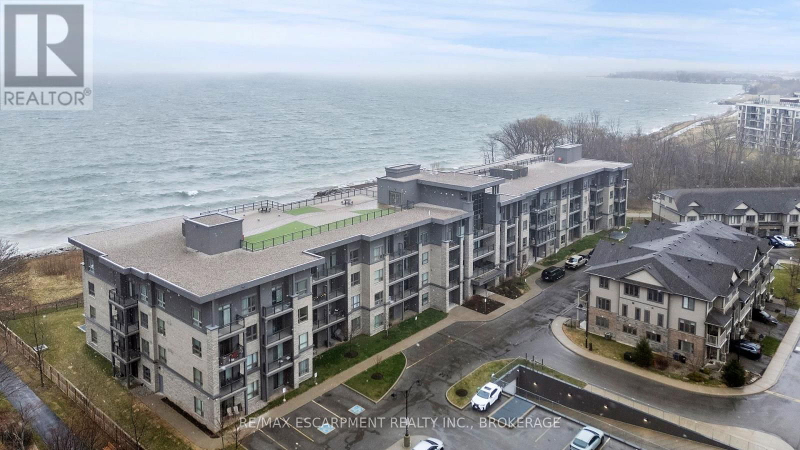 230 - 35 SOUTHSHORE CRESCENT Image 35