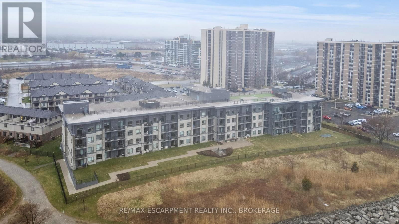 230 - 35 SOUTHSHORE CRESCENT Image 36