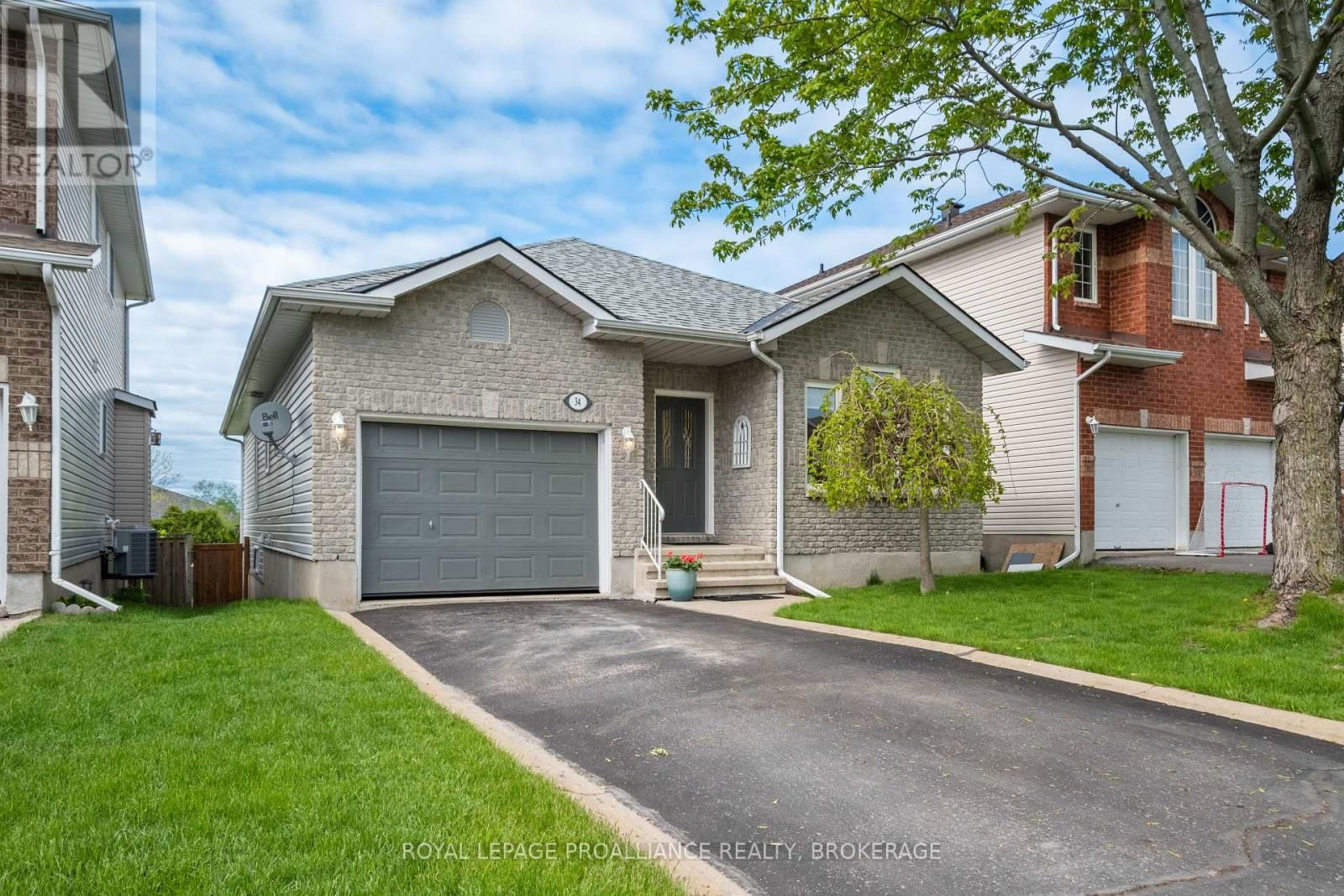 34 SCHOONER DRIVE Image 2
