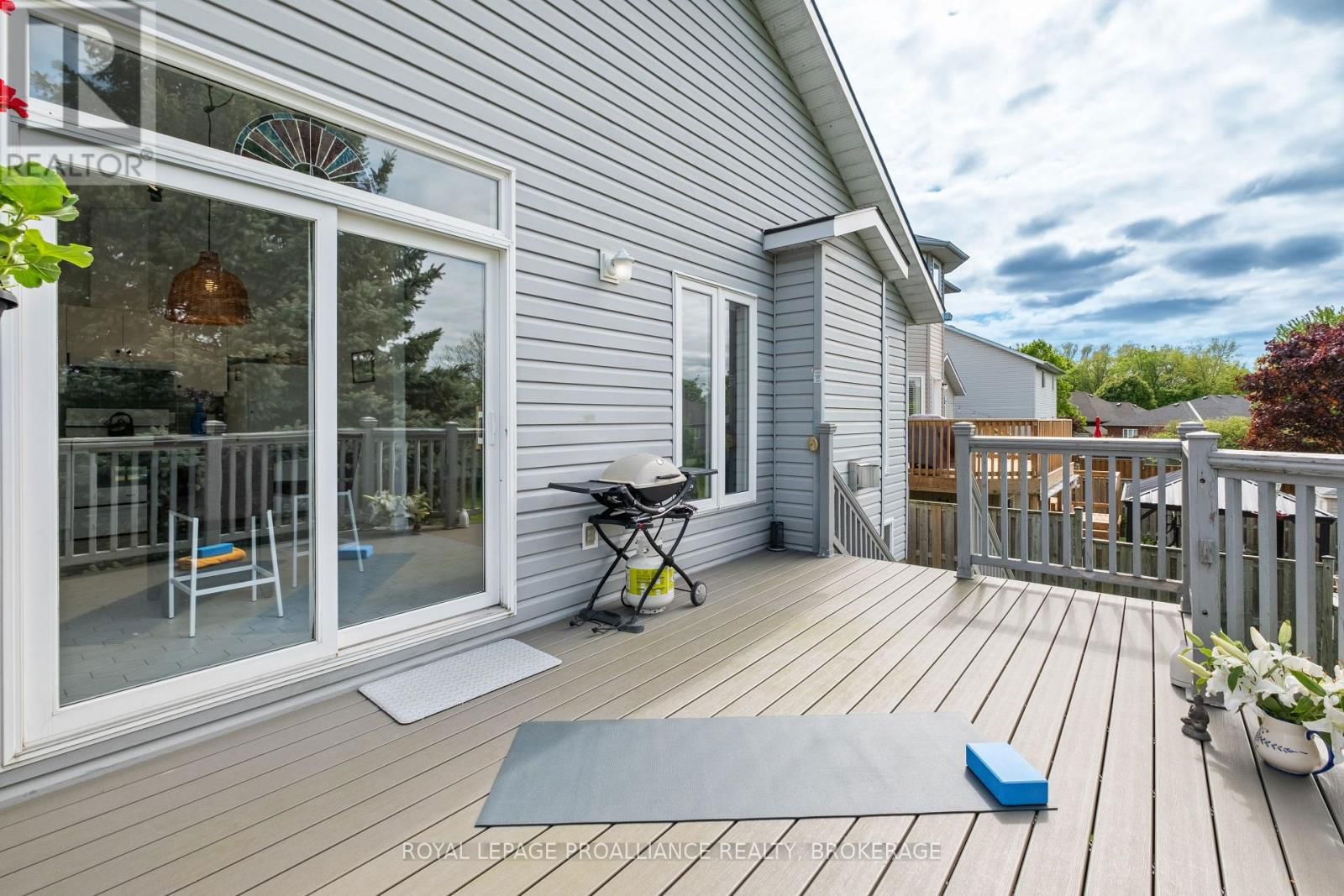 34 SCHOONER DRIVE Image 33
