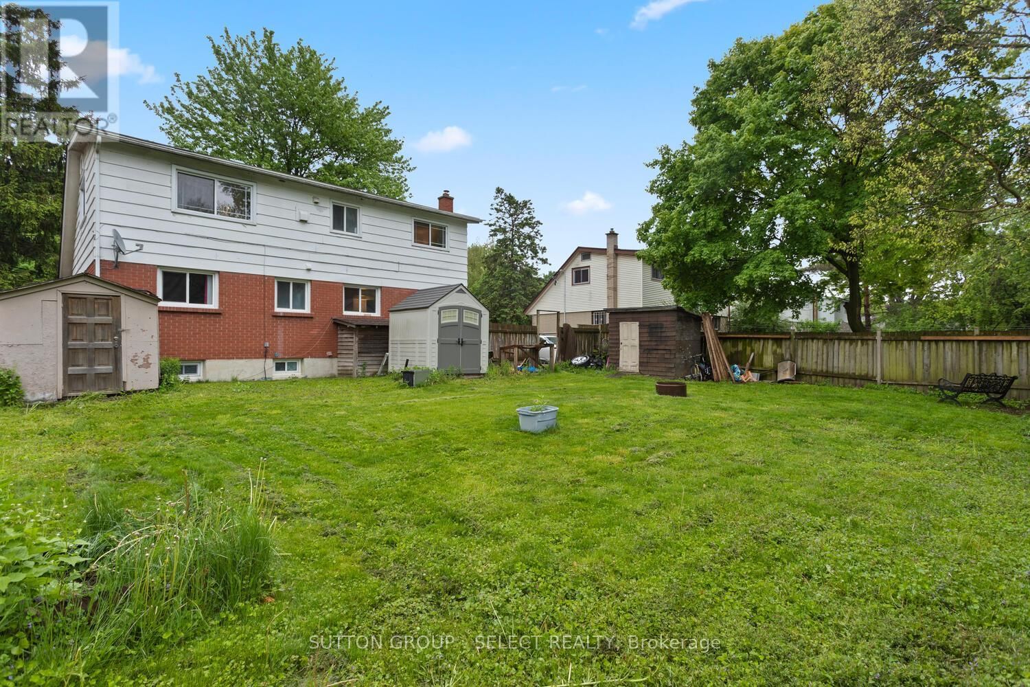 317 BELFIELD STREET Image 34