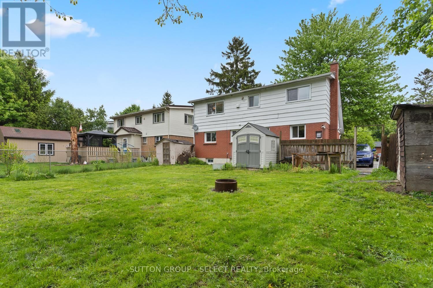 317 BELFIELD STREET Image 37