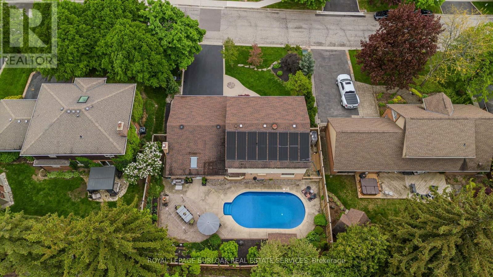 6 CARL CRESCENT Image 39
