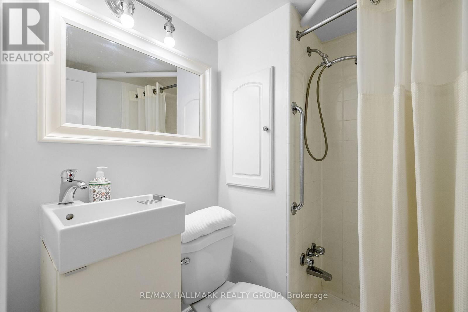 2209 UTAH STREET Image 28