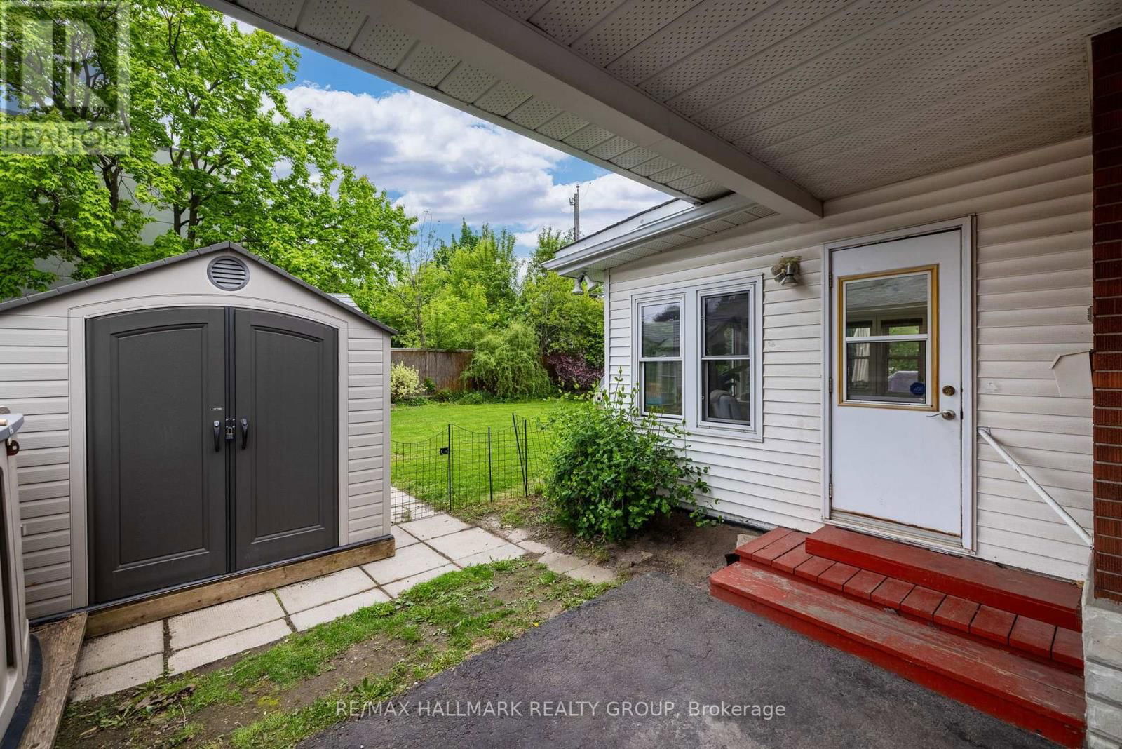 2209 UTAH STREET Image 32