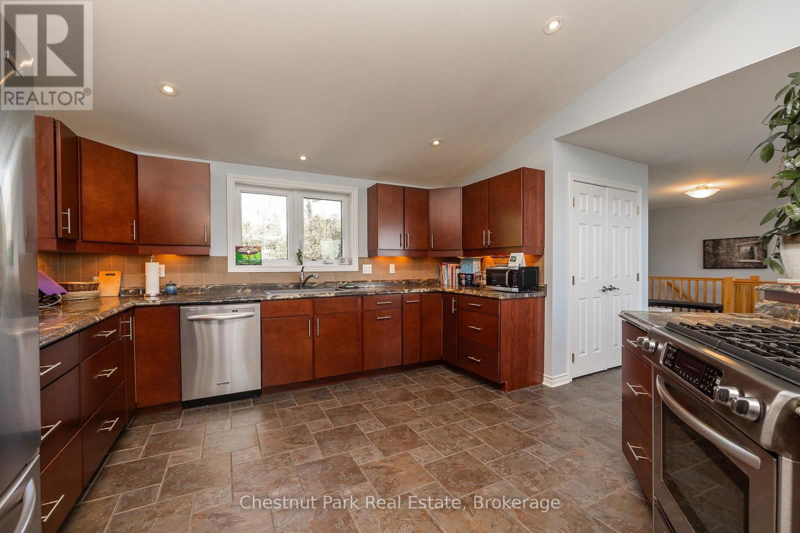 84 SILVERSIDES POINT ROAD Image 18