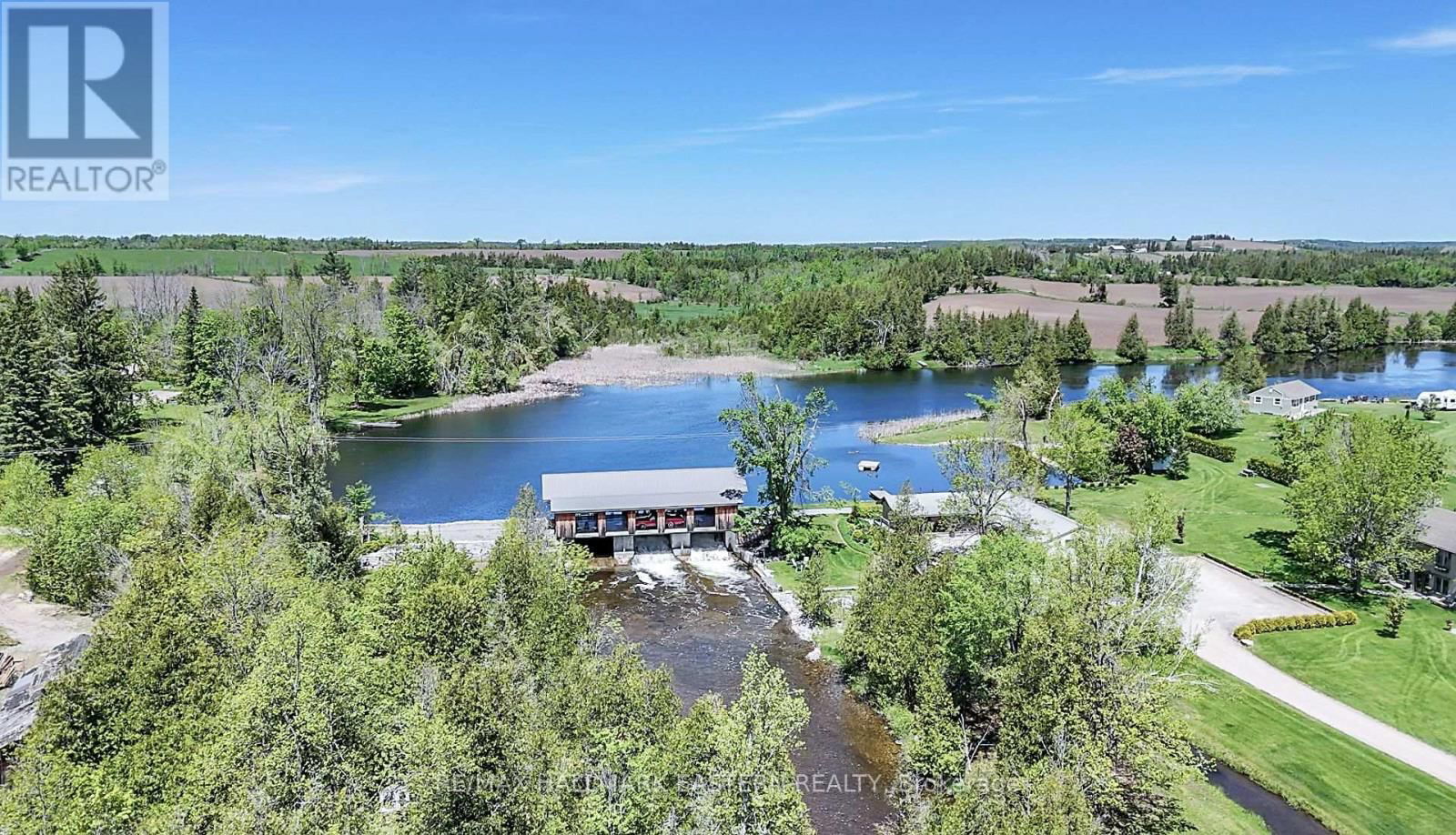 551 & 565 COONEY ISLAND ROAD EAST Image 35