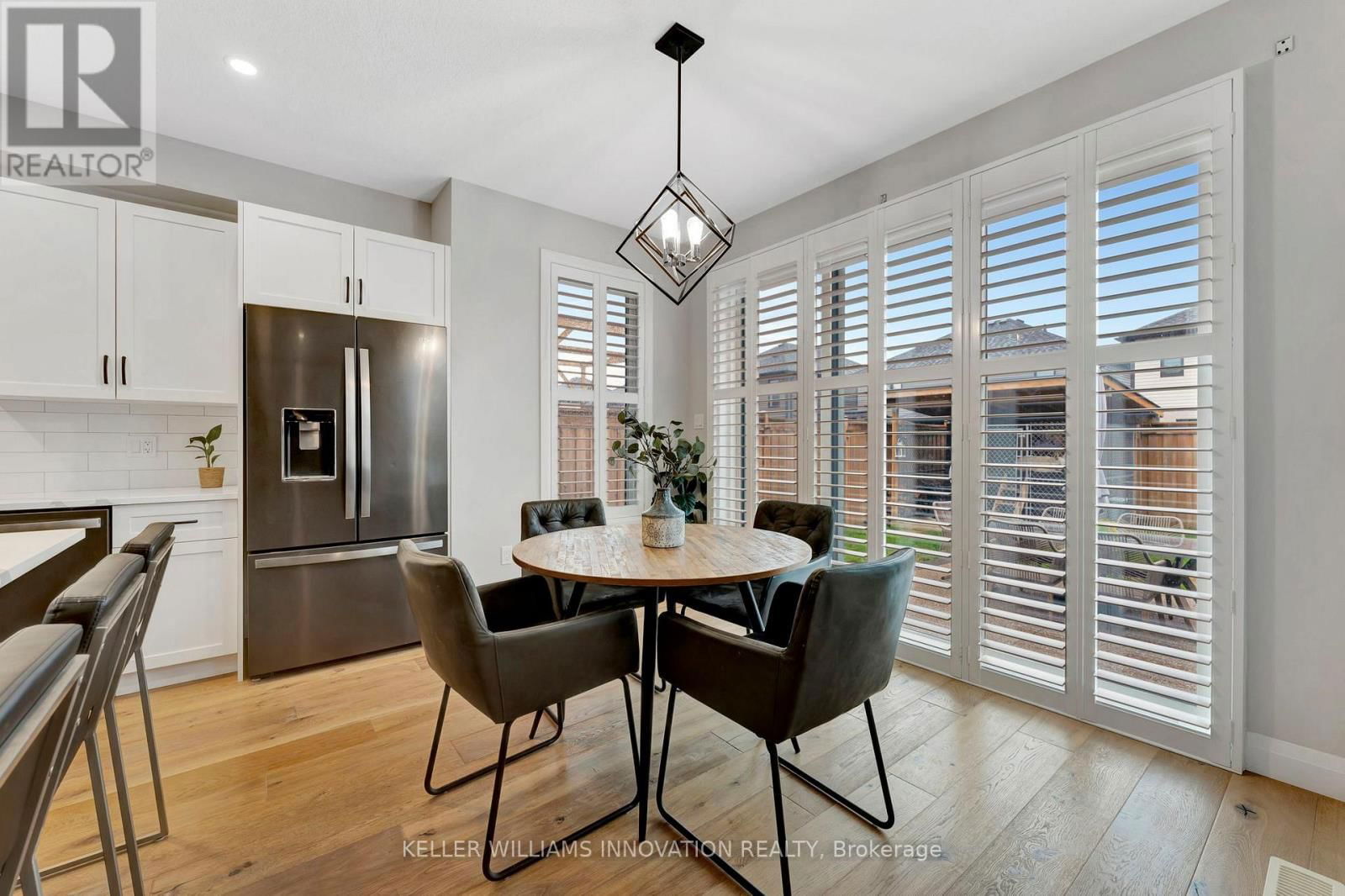 27 QUEENSGATE CRESCENT Image 15