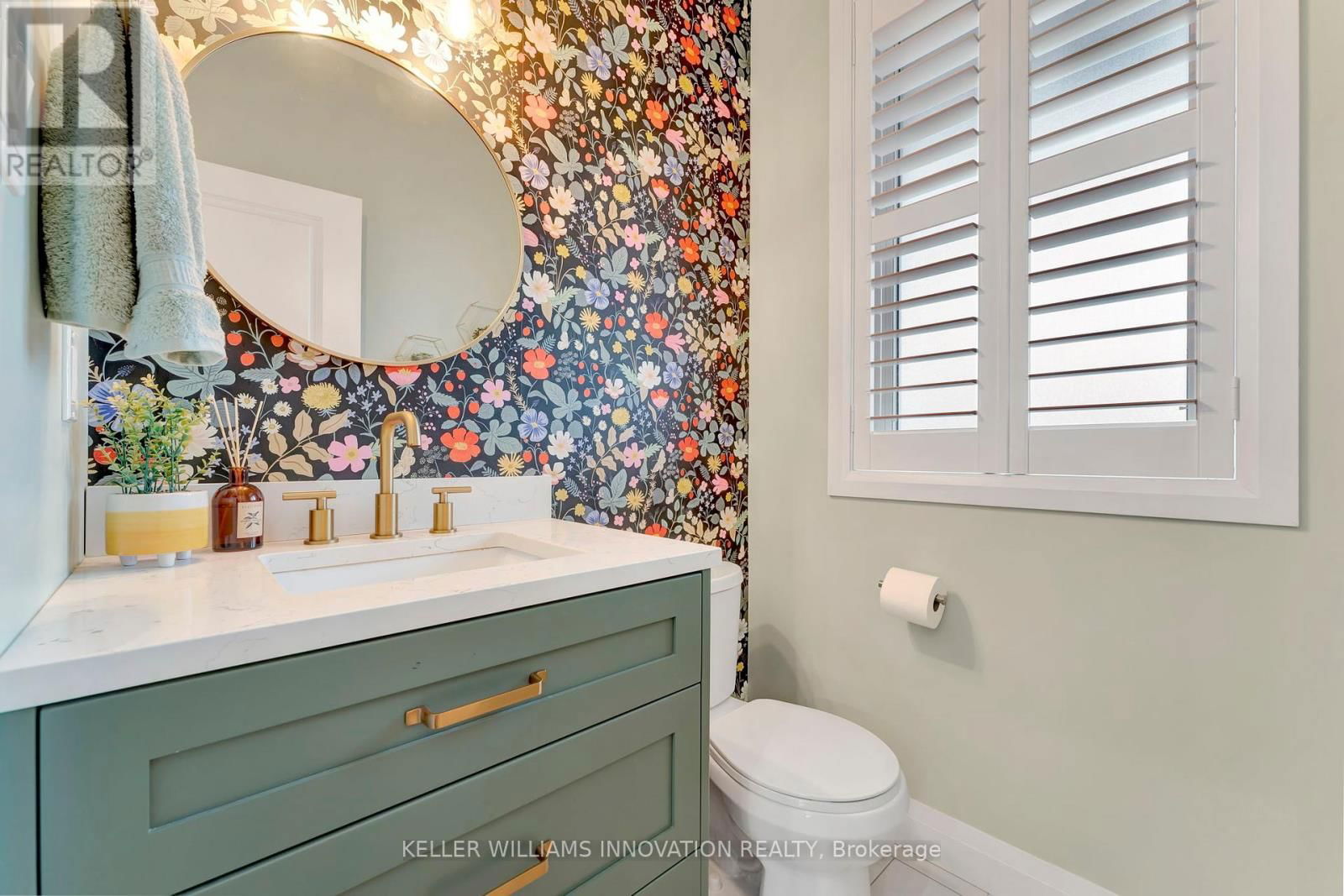 27 QUEENSGATE CRESCENT Image 17