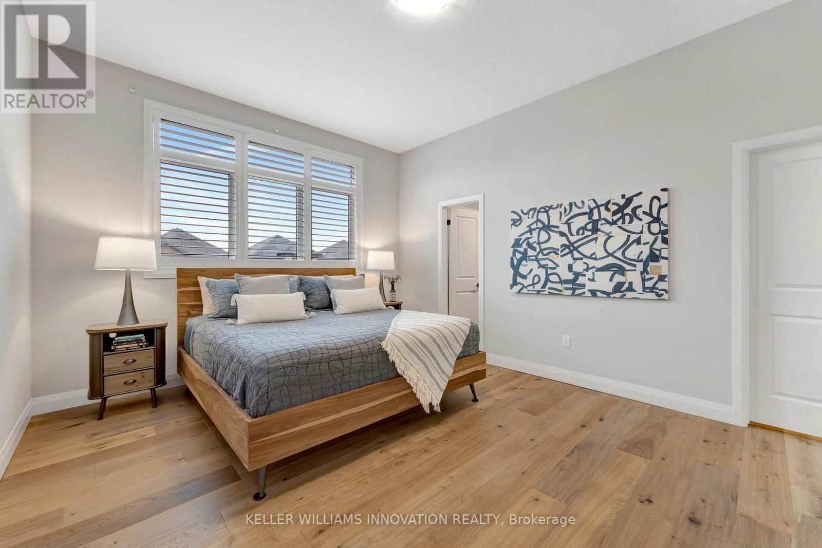 27 QUEENSGATE CRESCENT Image 19