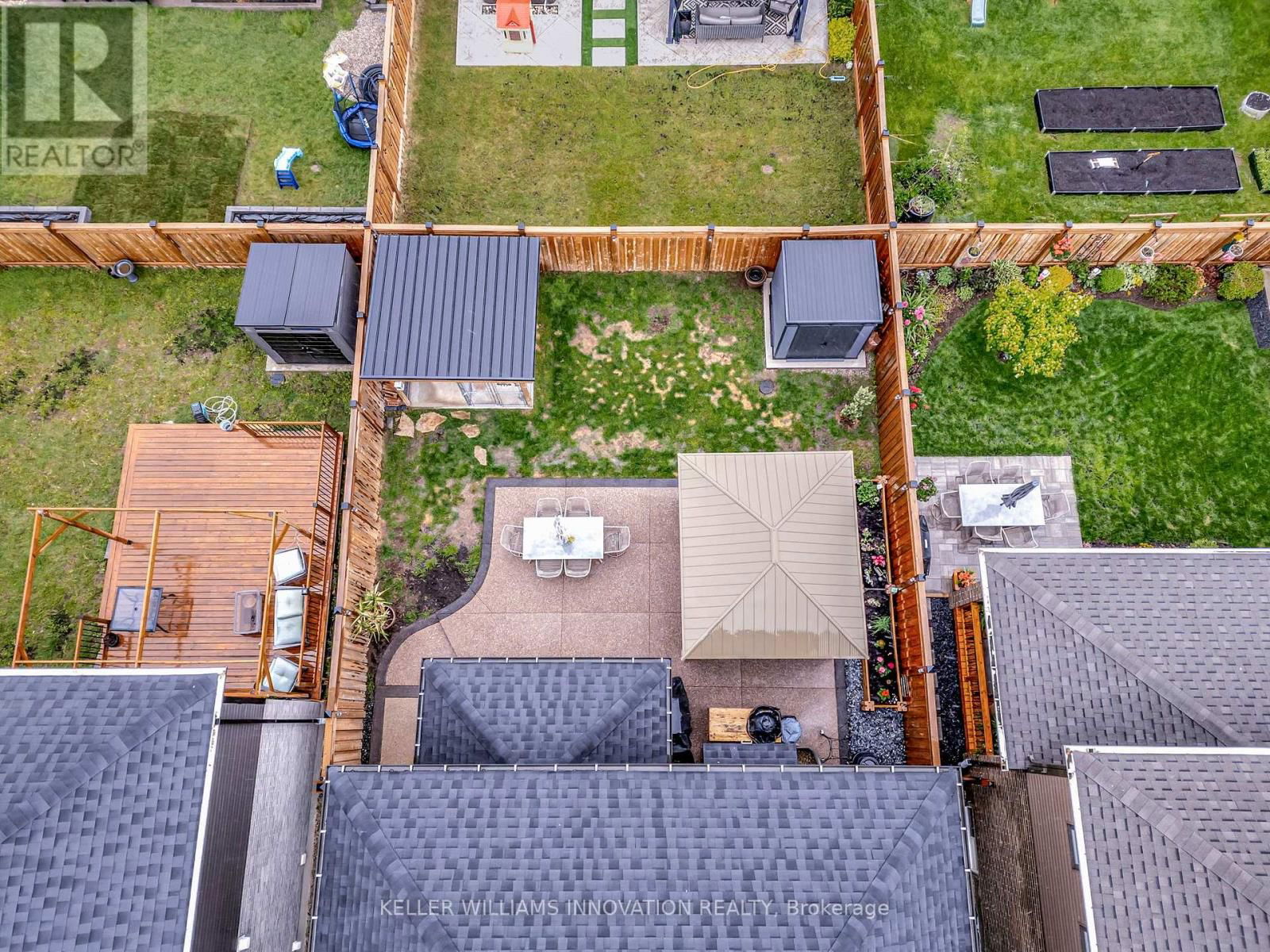 27 QUEENSGATE CRESCENT Image 35