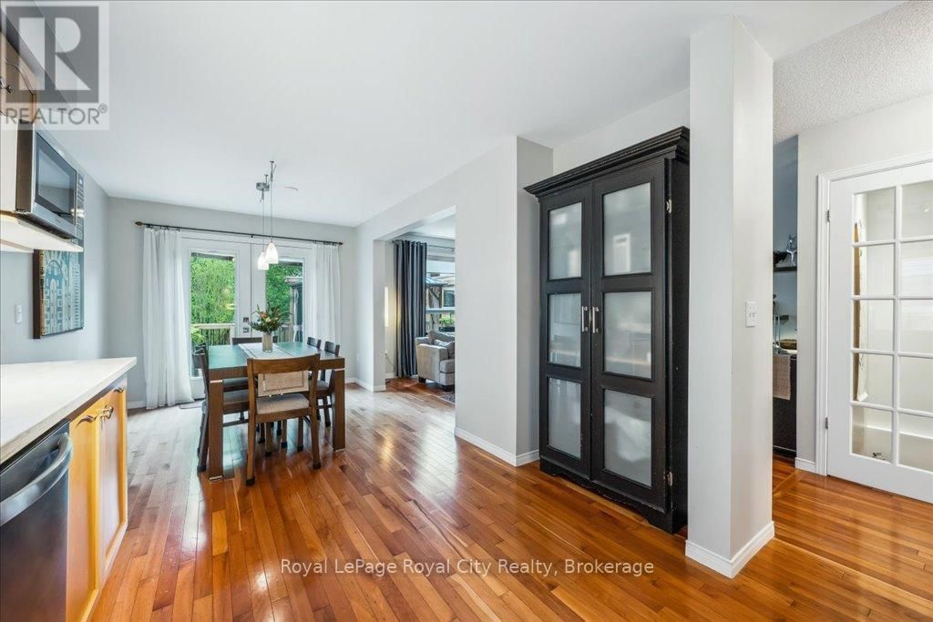 10 O'CONNOR LANE Image 18