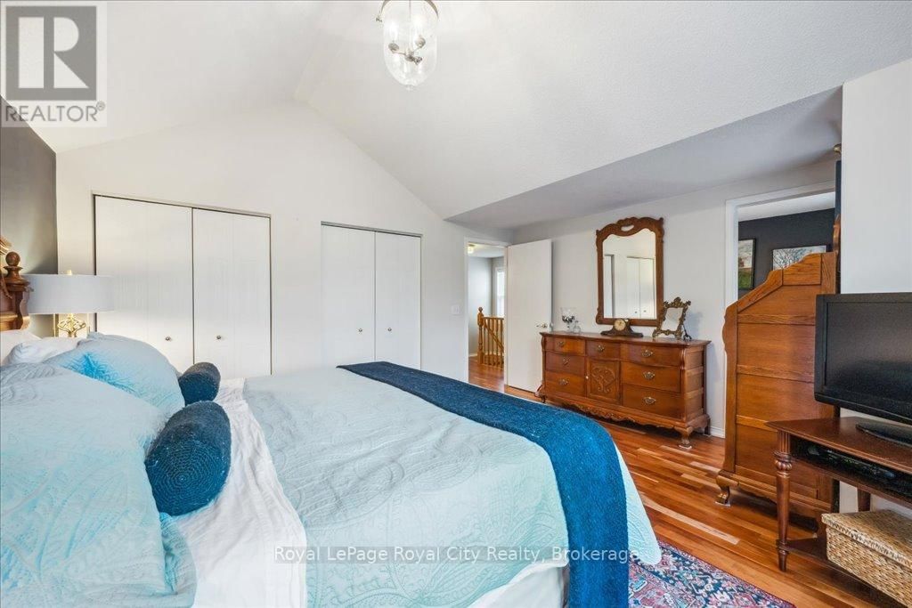 10 O'CONNOR LANE Image 23