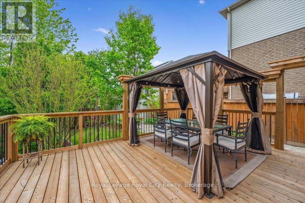 10 O'CONNOR LANE Image 34