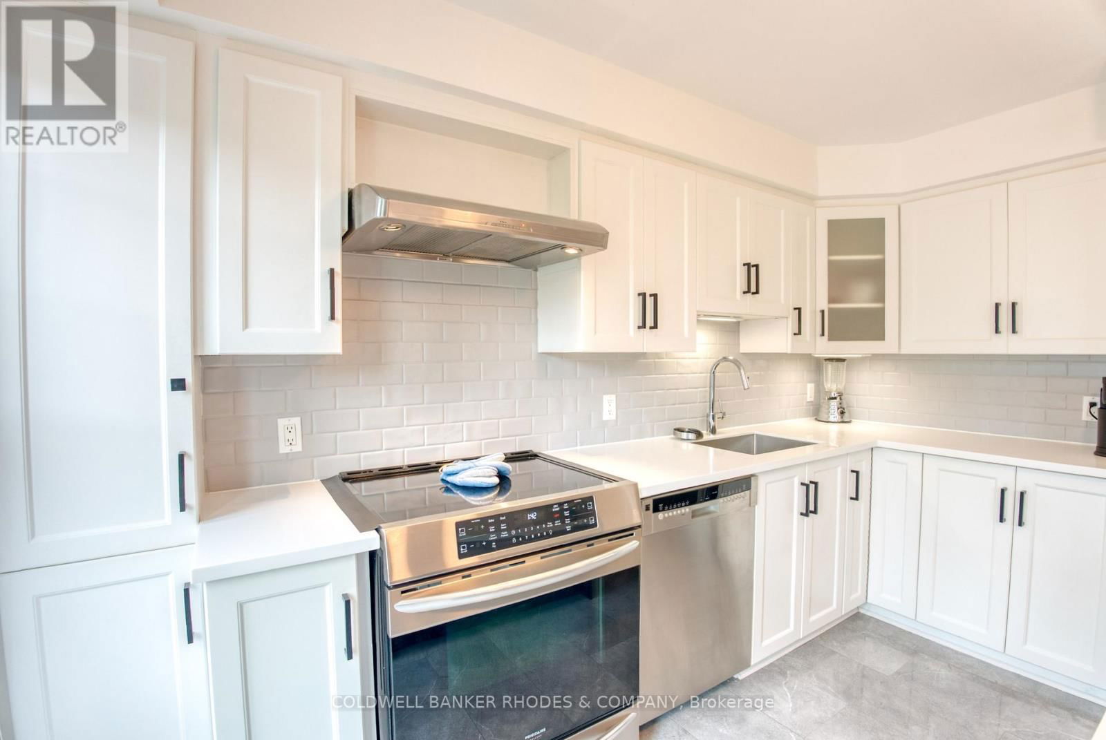 15 GEORGETON PRIVATE Image 19