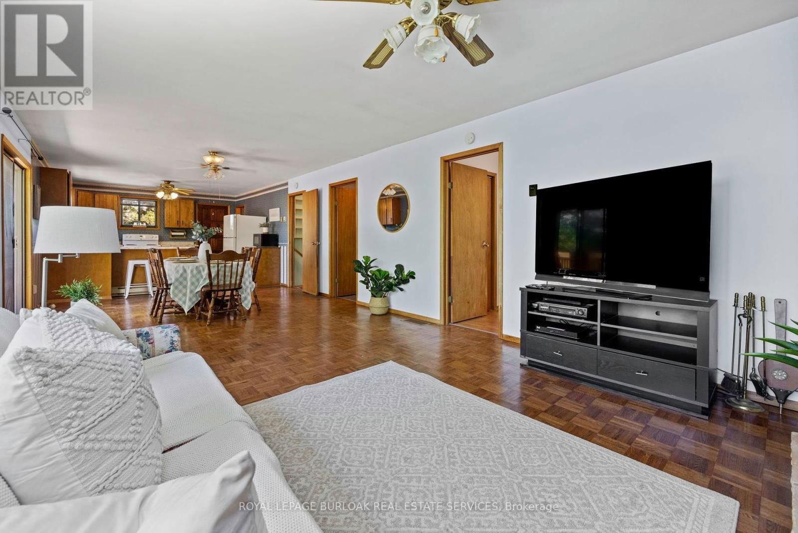 37 DOCKSIDE DRIVE Image 15